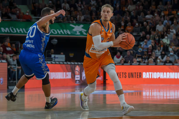 的转会市场 的转会市场