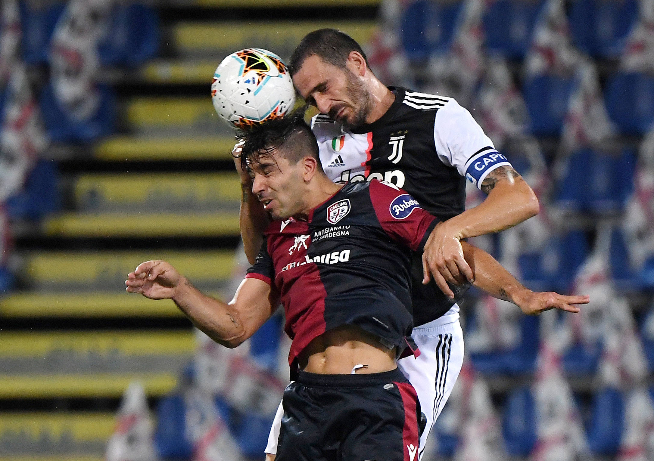 赛中屡屡挺 赛中屡屡挺