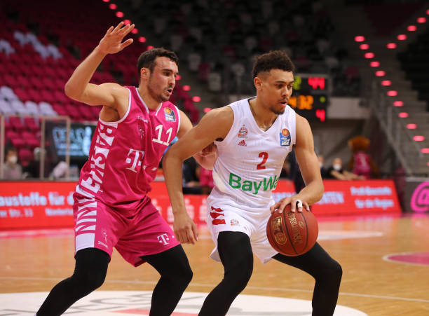 更加游刃有 更加游刃有