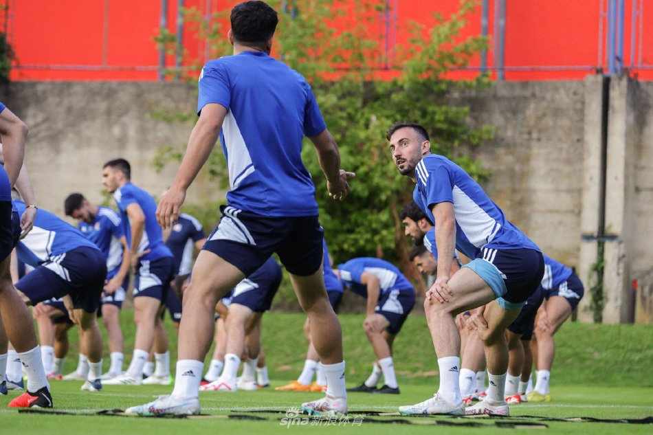 球队将继续 球队将继续