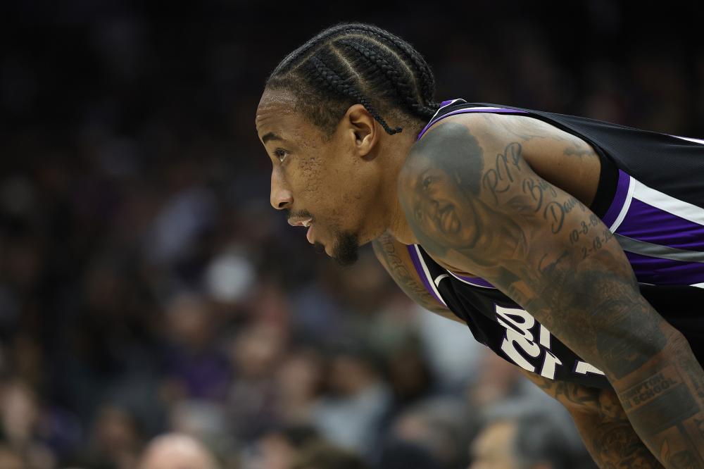 据接近球队 据接近球队