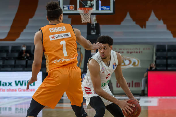 卡尔顿成历 卡尔顿成历